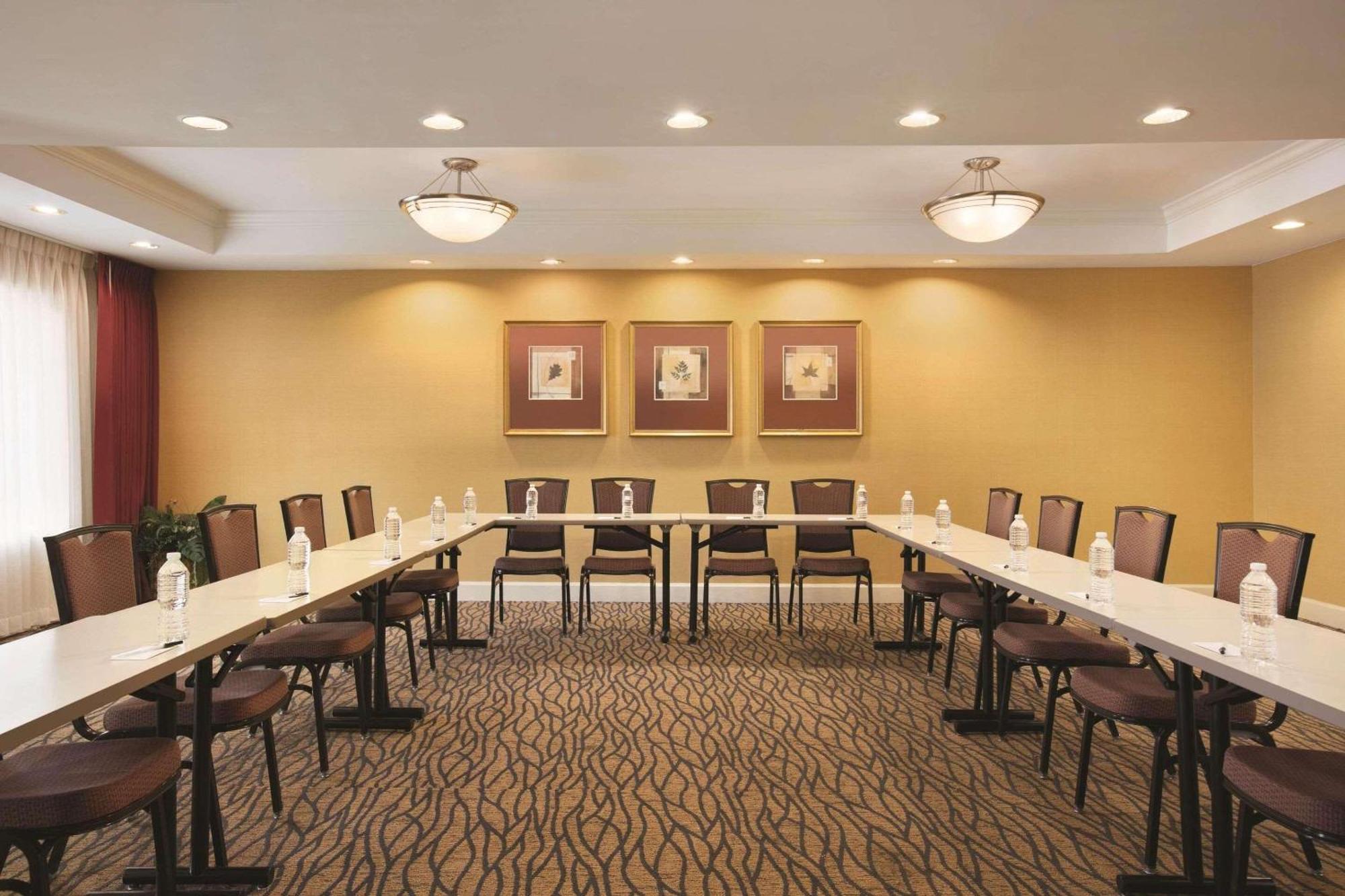Country Inn & Suites By Radisson, Atlanta Airport North, Ga Ngoại thất bức ảnh